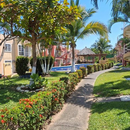 Ixtapa Al Mejor Precio, "Casa Las Conchas" Сиуатанехо Екстериор снимка